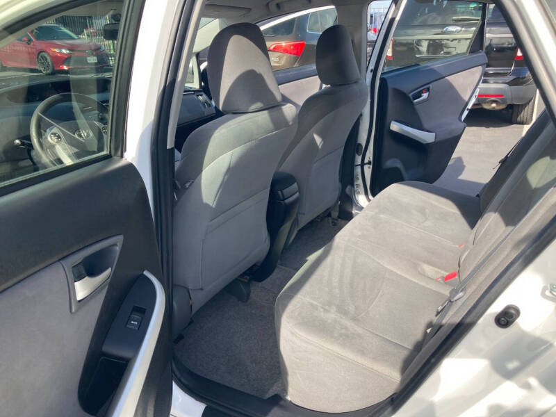 2013 Toyota Prius Two