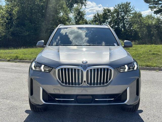 Used 2024 BMW X5 40i with VIN 5UX23EU0XR9V22858 for sale in Schererville, IN