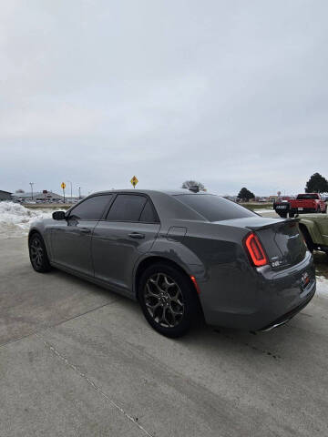 2017 Chrysler 300 S