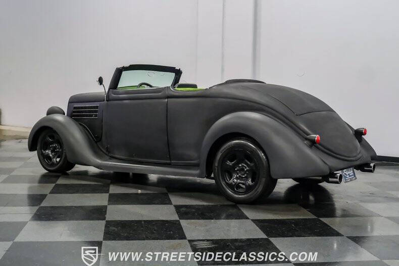 1935 Ford Cabriolet