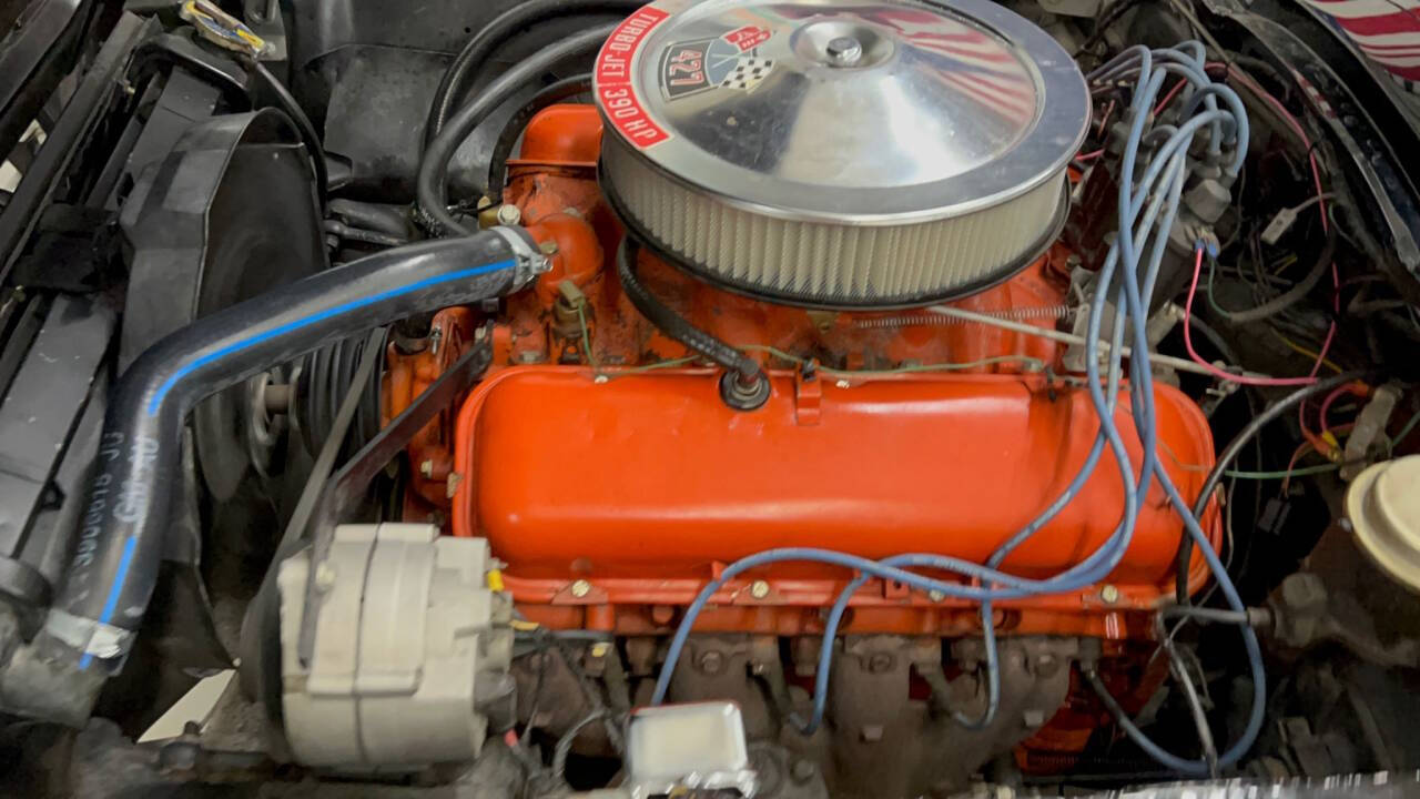 1966 Chevrolet Corvette 40