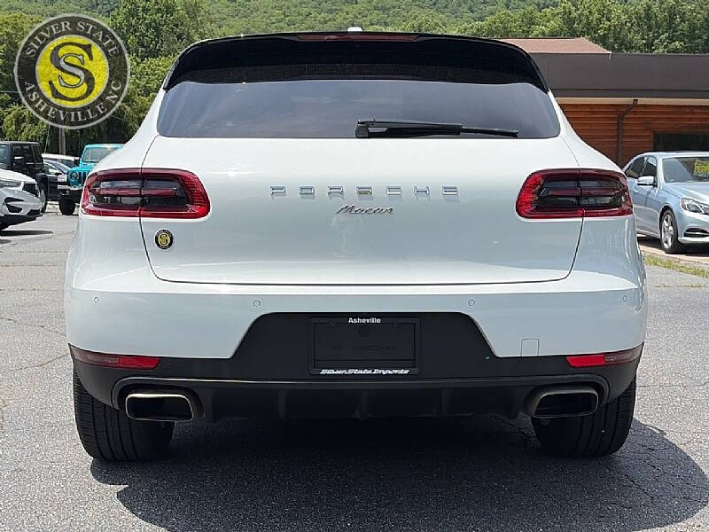 2017 Porsche Macan