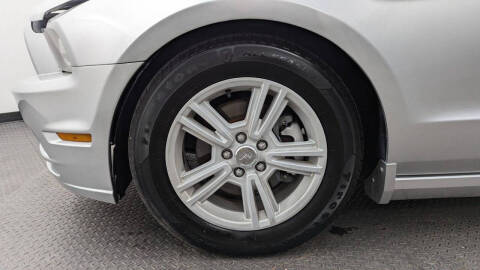 2014 Ford Mustang V6