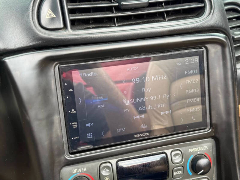 2004 Chevrolet Corvette