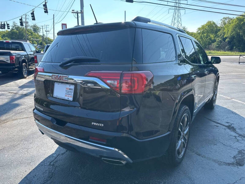 2017 GMC Acadia Denali