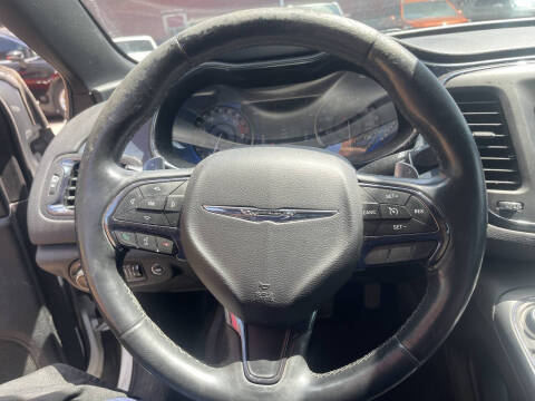 2015 Chrysler 200 S