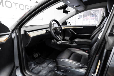 2023 Tesla Model Y Long Range