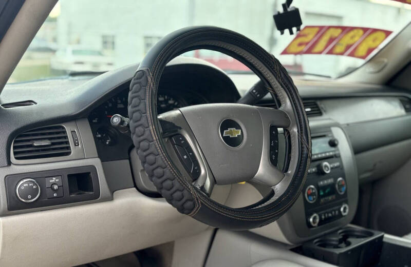 2012 Chevrolet Suburban LT