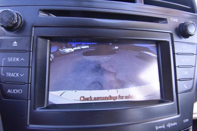 2013 Toyota Prius v Five