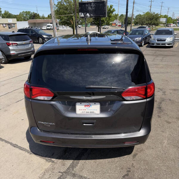 2017 Chrysler Pacifica Touring