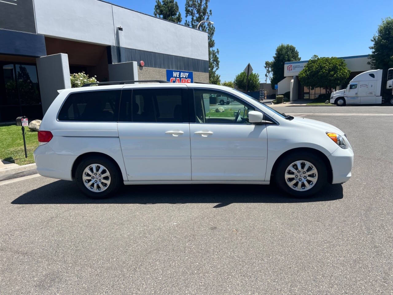 2010 Honda Odyssey for sale at ZRV AUTO INC in Brea, CA