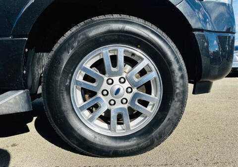 2011 Ford Expedition XLT