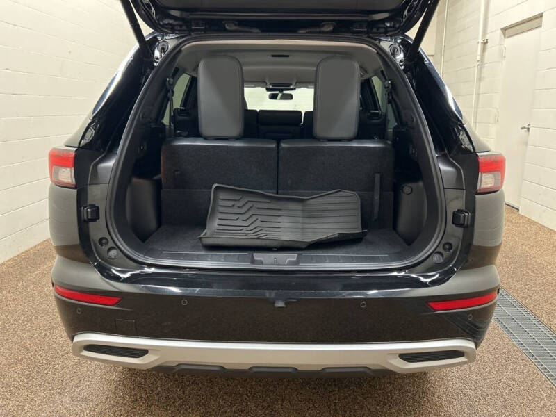 2024 Mitsubishi Outlander SE