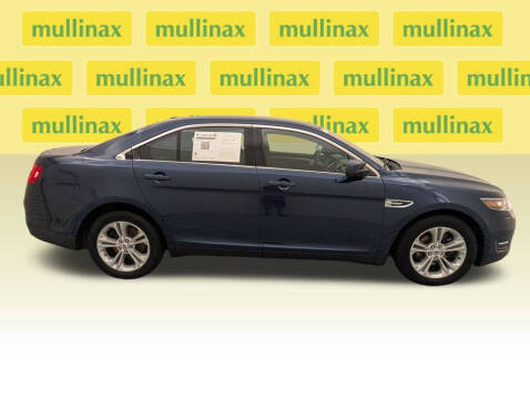 2017 Ford Taurus SEL