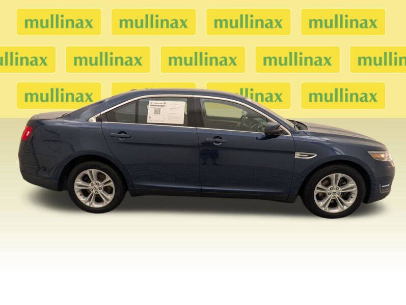 2017 Ford Taurus SEL