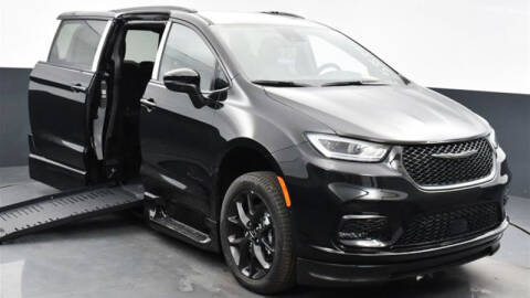 2023 Chrysler Pacifica for sale at A&J Mobility in Valders WI