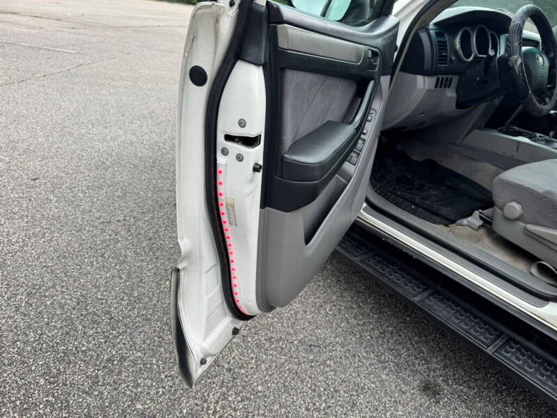 2004 Toyota 4Runner SR5