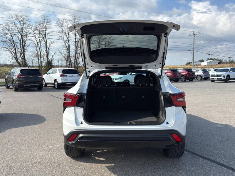 2024 Chevrolet Trax RS