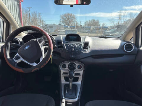 2015 Ford Fiesta SE
