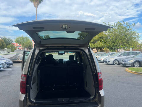 2008 Dodge Grand Caravan SXT