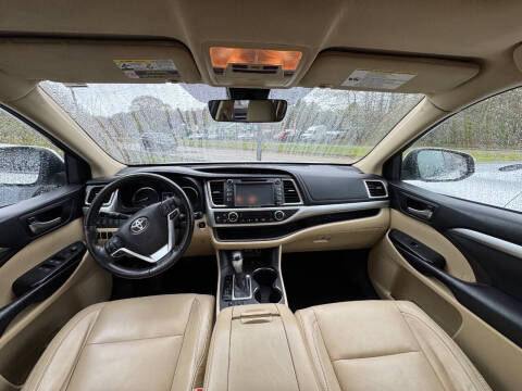 2017 Toyota Highlander XLE