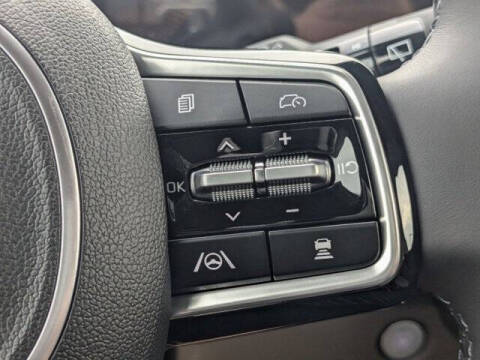 2025 Kia Carnival Hybrid EX