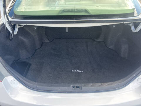 2011 Toyota Camry LE