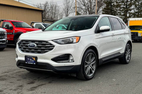 2022 Ford Edge Titanium