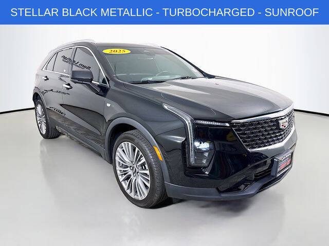2025 Cadillac XT4 Premium Luxury