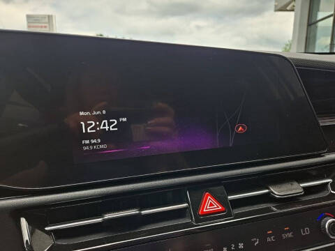2024 Kia Niro EX