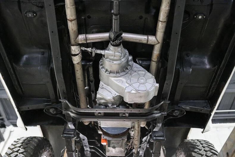 1975 GMC K15