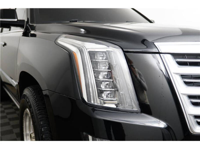 2016 Cadillac Escalade Platinum