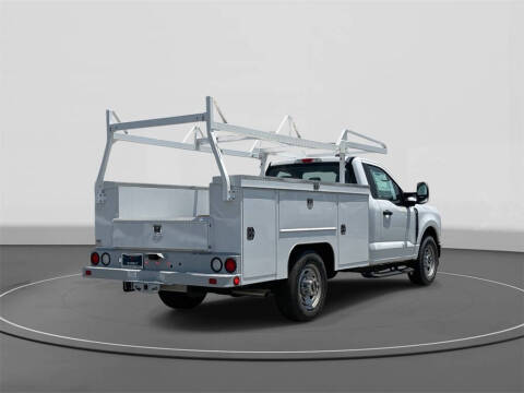 2025 Ford F-350 Super Duty XL