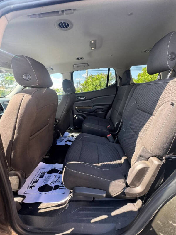 2019 GMC Acadia SLE-2