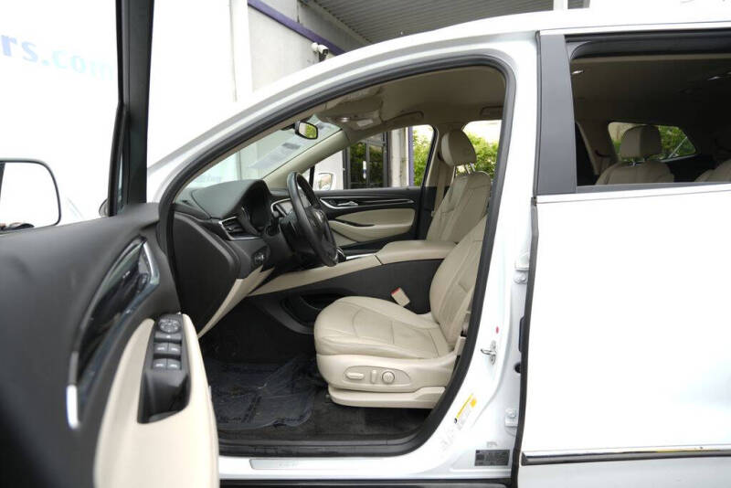 2019 Buick Enclave Essence