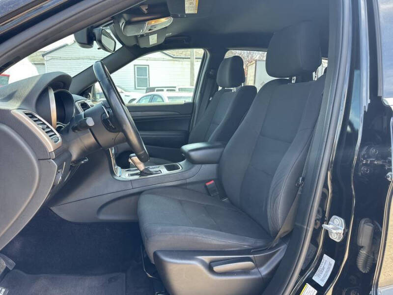 2017 Jeep Grand Cherokee Laredo