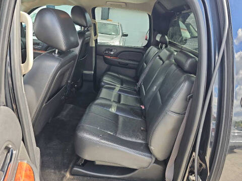 2013 Chevrolet Avalanche LT Black Diamond