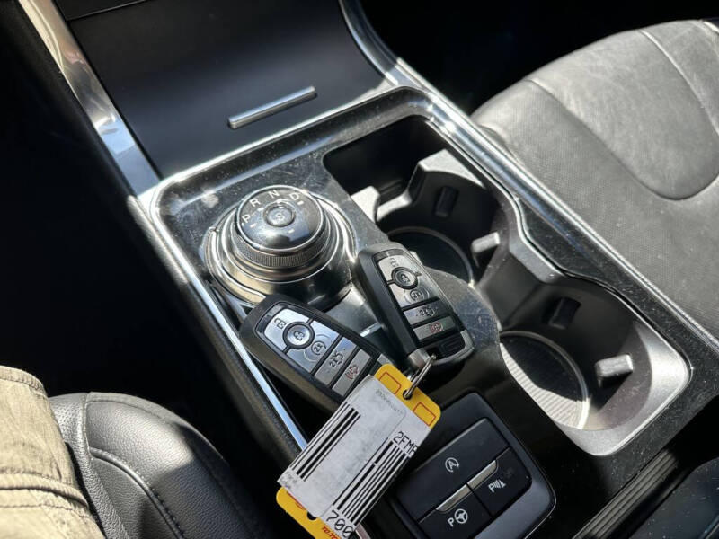 2019 Ford Edge Titanium
