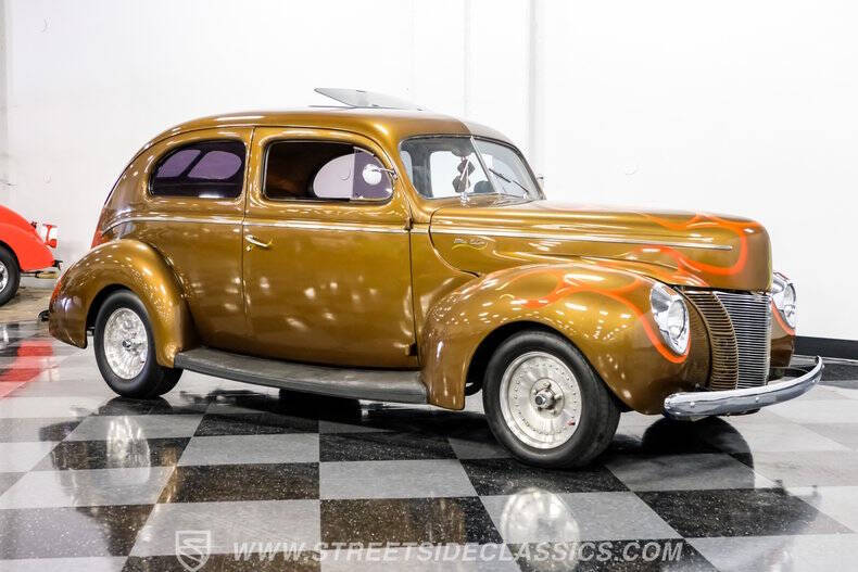 1940 Ford Deluxe