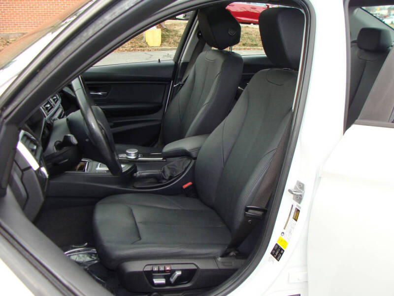 2018 BMW 3 Series 320i xDrive