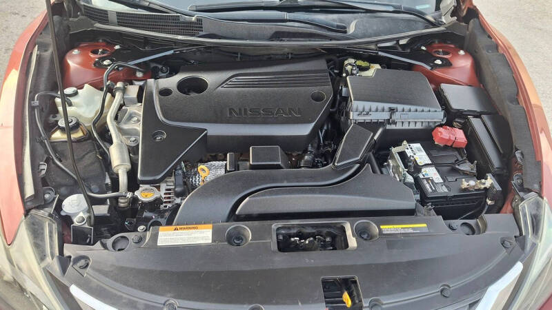 2016 Nissan Altima 2.5 SR