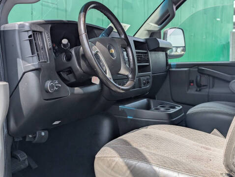 2017 Chevrolet Express 3500