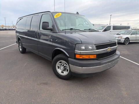 2017 Chevrolet Express LT 3500