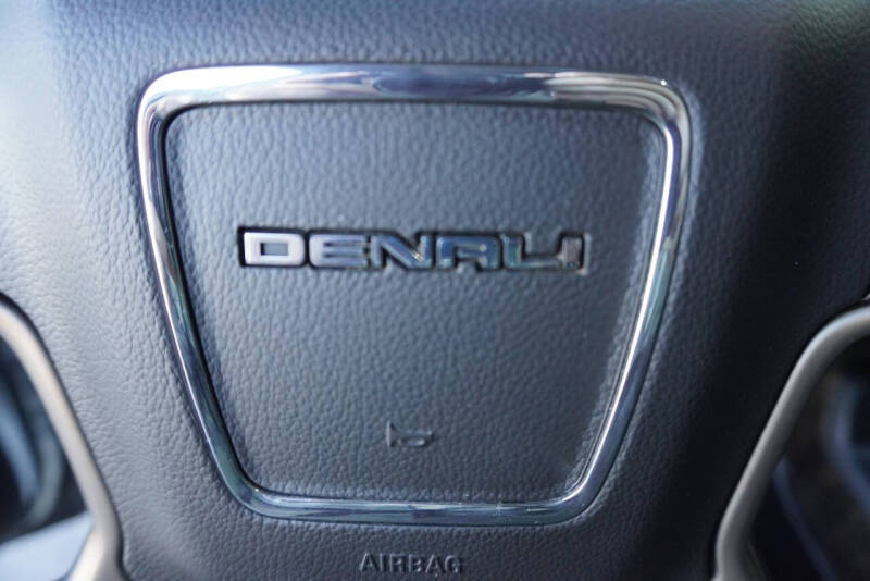 2015 GMC Sierra 2500HD Denali