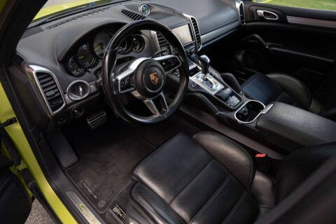 2015 Porsche Cayenne S E-Hybrid