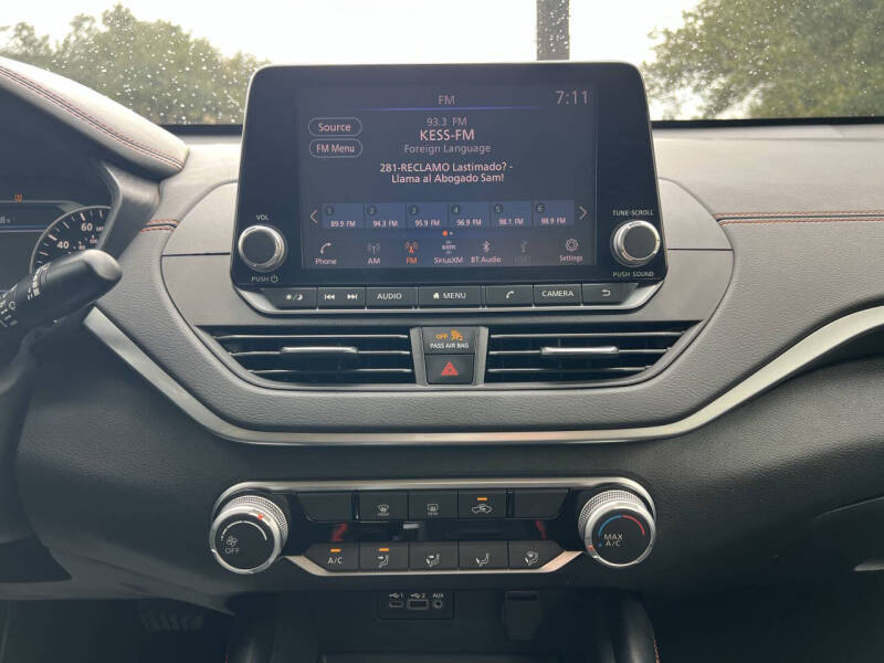 2021 Nissan Altima 2.5 SR