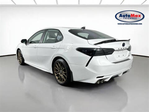 2023 Toyota Camry Hybrid SE