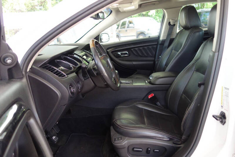 2012 Ford Taurus Limited