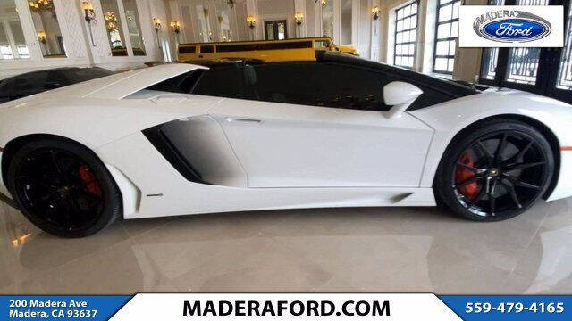 2013 Lamborghini Aventador LP 700-4