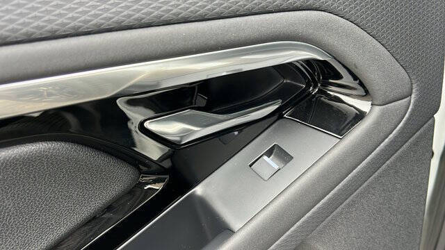 2023 Land Rover Range Rover Evoque P250 R-Dynamic S